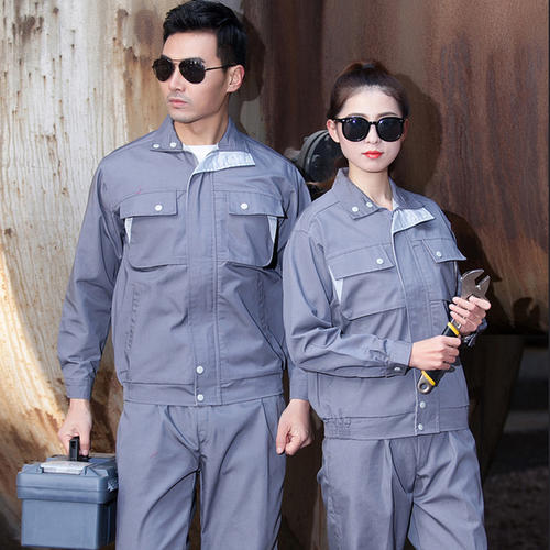 在设计的时候如何保证厦门厂服的舒适度和质感？